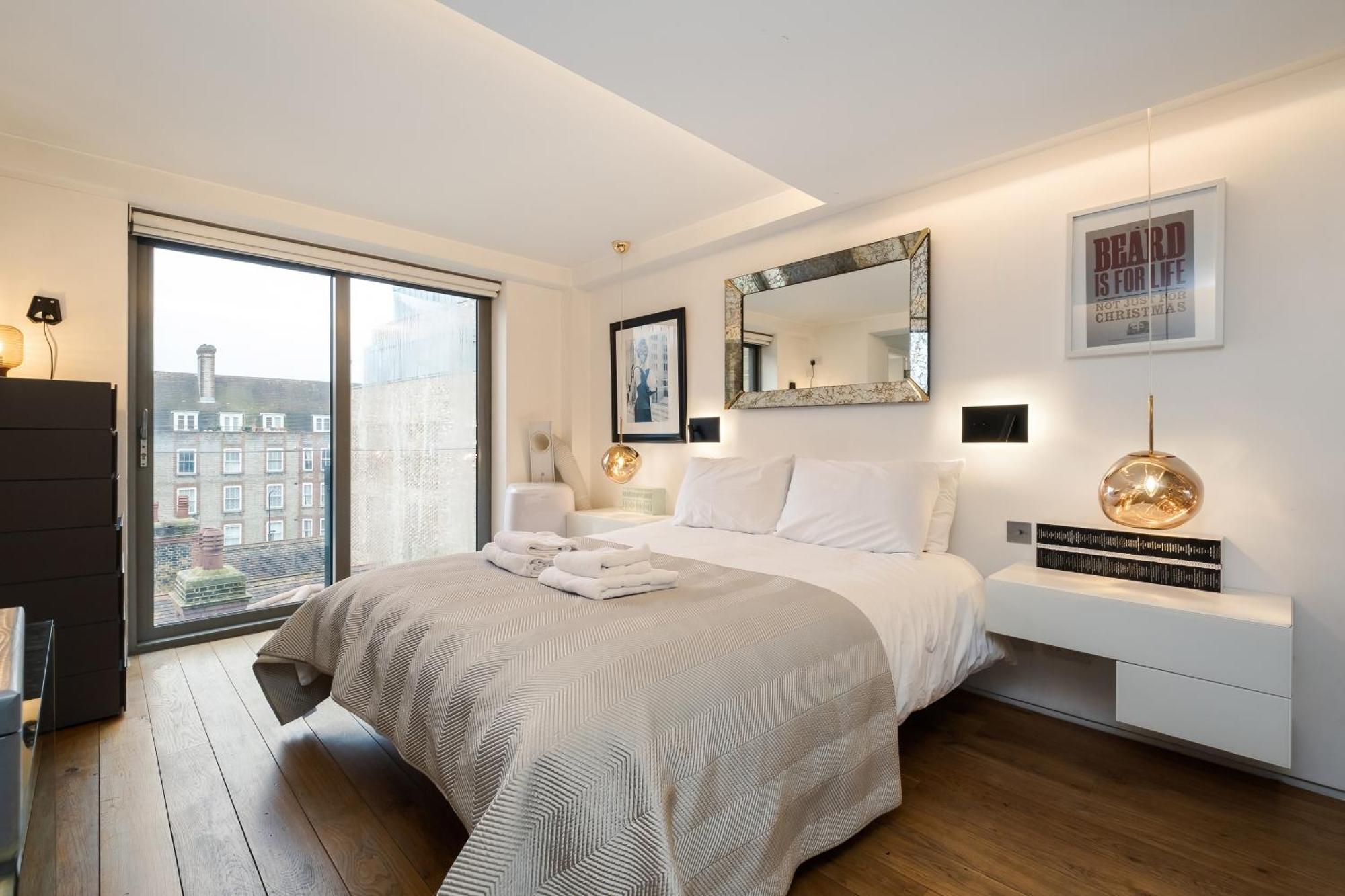 Stunning 3 Bedroom, 3 Bathroom Duplex With Terrace London Eksteriør bilde